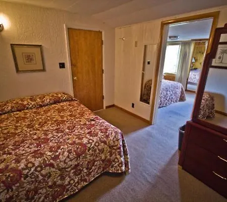 Kirkwood Lodge